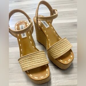 STEVE MADDEN HAVEN NATURAL RAFFIA SIZE 6.5